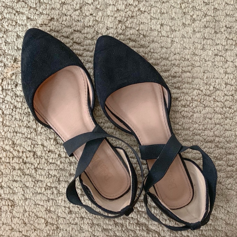 Black pointed toe wrap flats - size 6